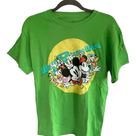 Disney Walt World Mickey Mouse Tee Adult Shirt Size Medium Green 100% Cotton - Picture 1 of 5